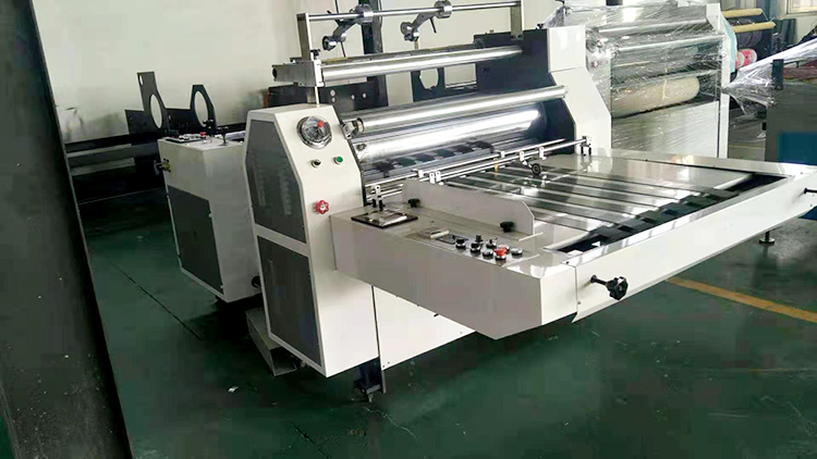 全自動覆膜機圖片